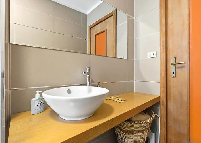 Hostdomus - La Casa Del Cuore Apartment *