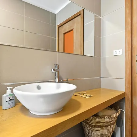 Hostdomus - La Casa Del Cuore Apartament *